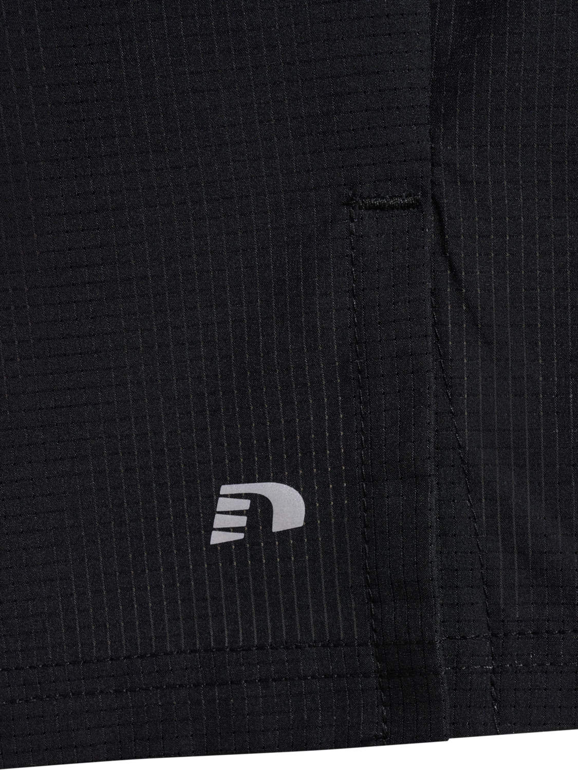 nwlBREATHE 5 inch SHORTS, BLACK, packshot