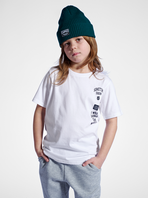 stsMERLIN T-SHIRT S/S, BRIGHT WHITE, model